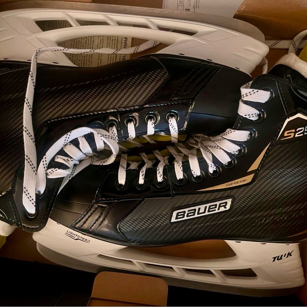 Bauer Supreme S25 Black and White Men's Skates